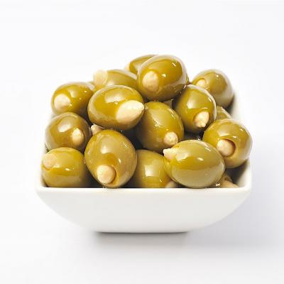 Almond-Stuffed Green Olives, por libra